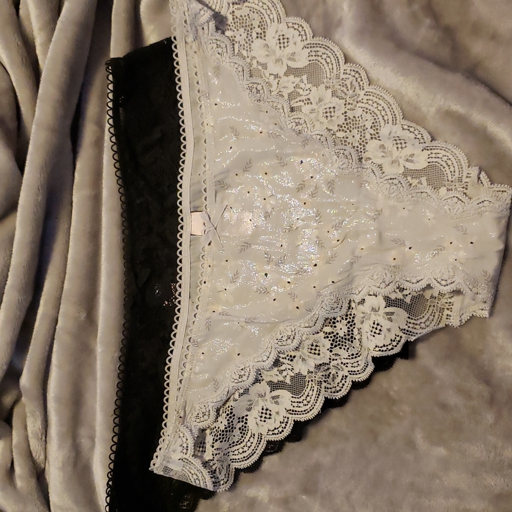 Sets of panties